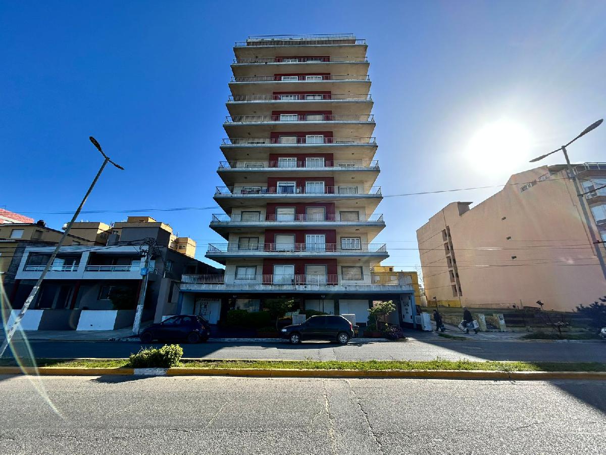 DEPTO 4 AMB. PLENO CENTRO- HERMOSA VISTA AL MAR!