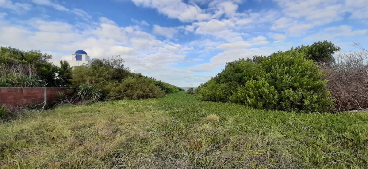 Venta de amplio lote en Las Toninas.