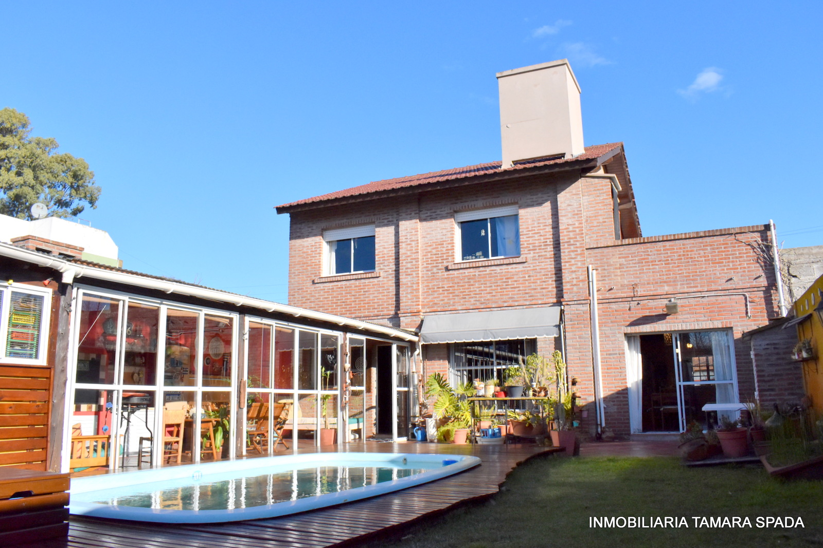 CASA CON PILETA EN SANTA TERESITA CENTRO -  Santa Teresita