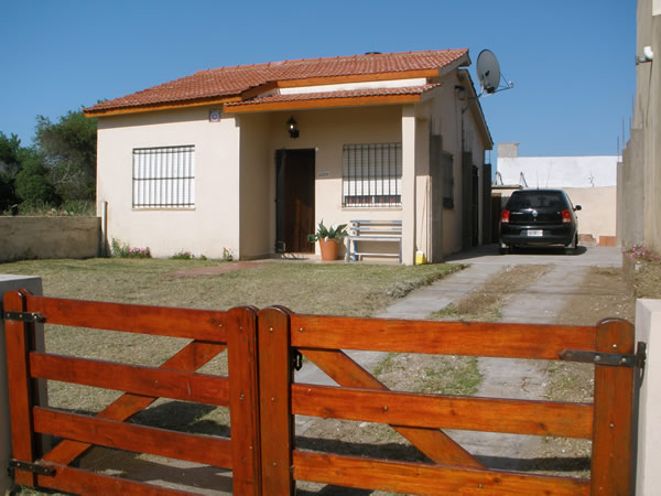 Alquilo casa San Clemente