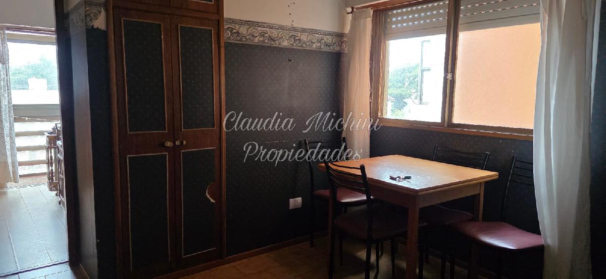 Departamento de 2 Ambientes en Alquiler Anual � Pleno Centro