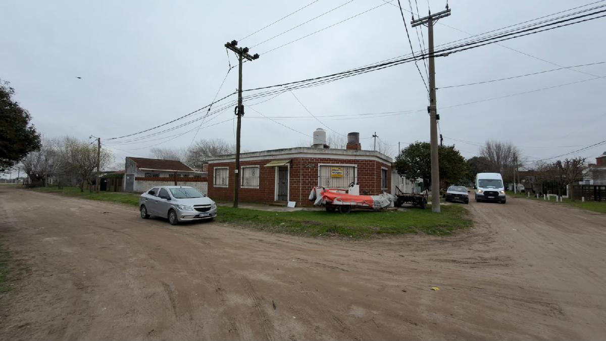 CÓMODA CASA 4 AMB. - CENTRO - GAS NATURAL
