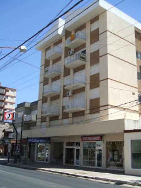 Depto. 2 ambientes. Pleno centro peatonal