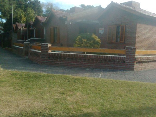 Chalet 3 ambientes/ Barrio Residencial
