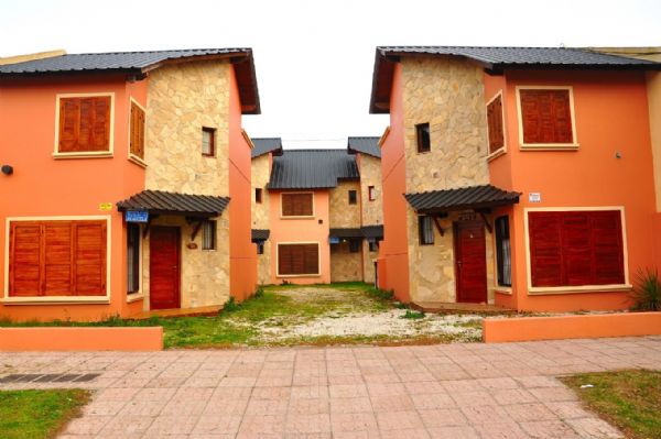 TRIPLEX A METROS DEL MAR EN EL CENTRO DE COSTA AZUL